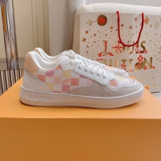 Louis Vuitton Low Shoes